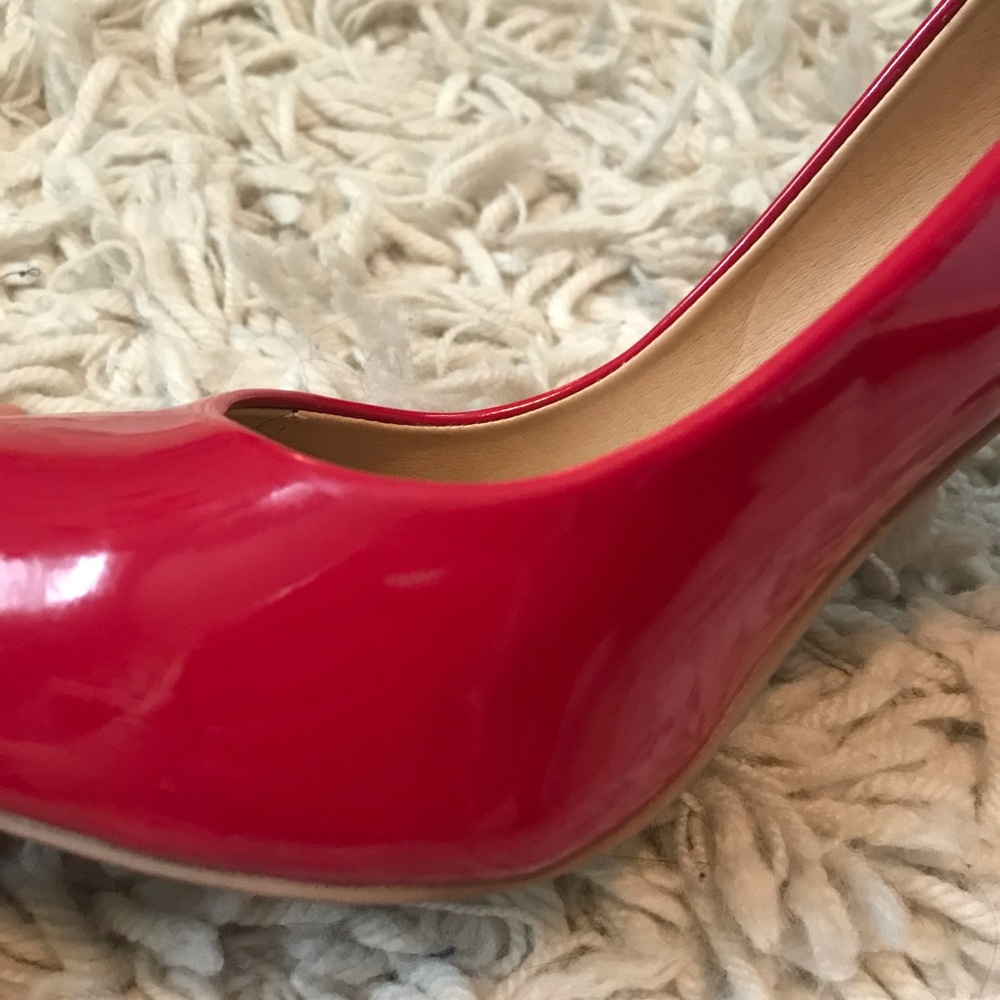 Chic Red Patent Leather Heels - Picture 6 of 10